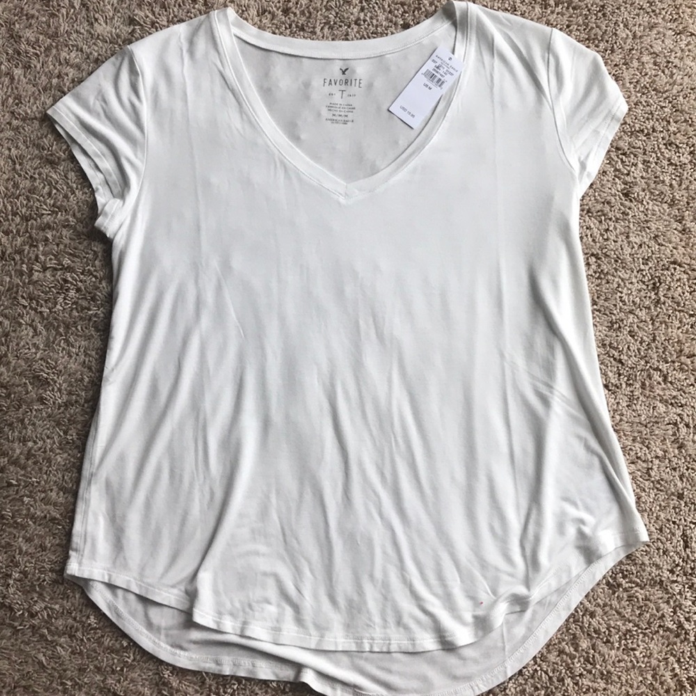 NWT American Eagle favorite T medium white